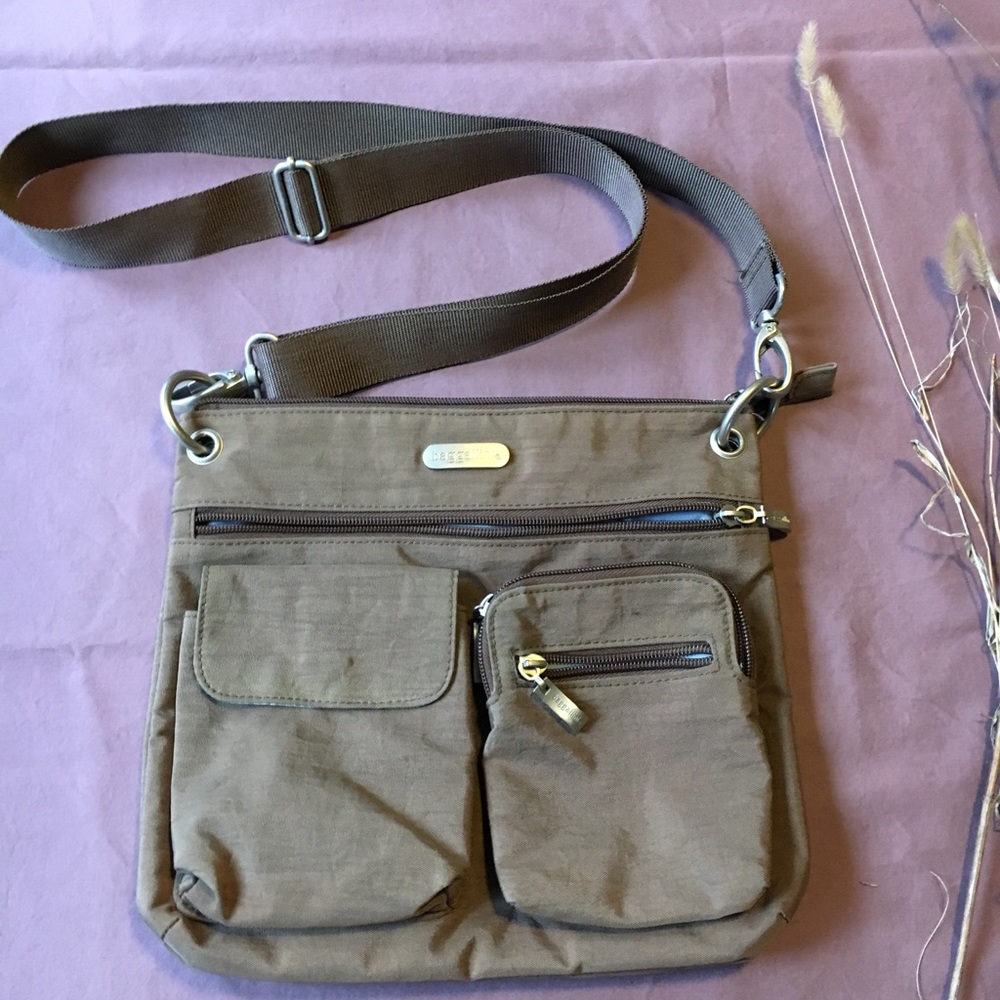 Baggallini Crossbody Everywhere Bag